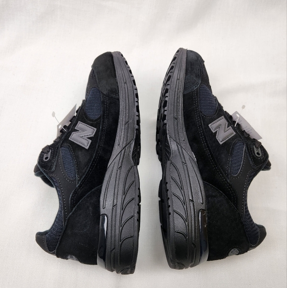 New balance 993 Black On Black Suede Sneakers. USA - Picture 9 of 13